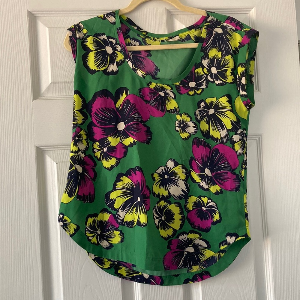 Excellent condition blouse